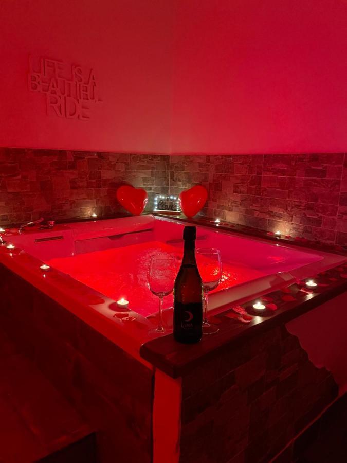 “La Casetta Nel Borgo” Черветери Екстериор снимка